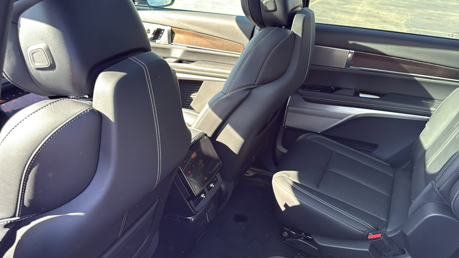 New 2026 Cadillac Vistiq Luxury image 29