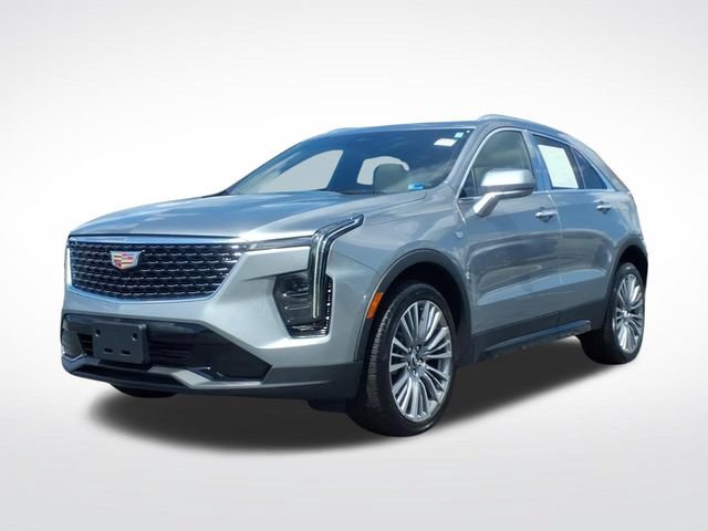 Used 2025 Cadillac XT4 Premium Luxury w/ Technology Package AWD/4WD image 1