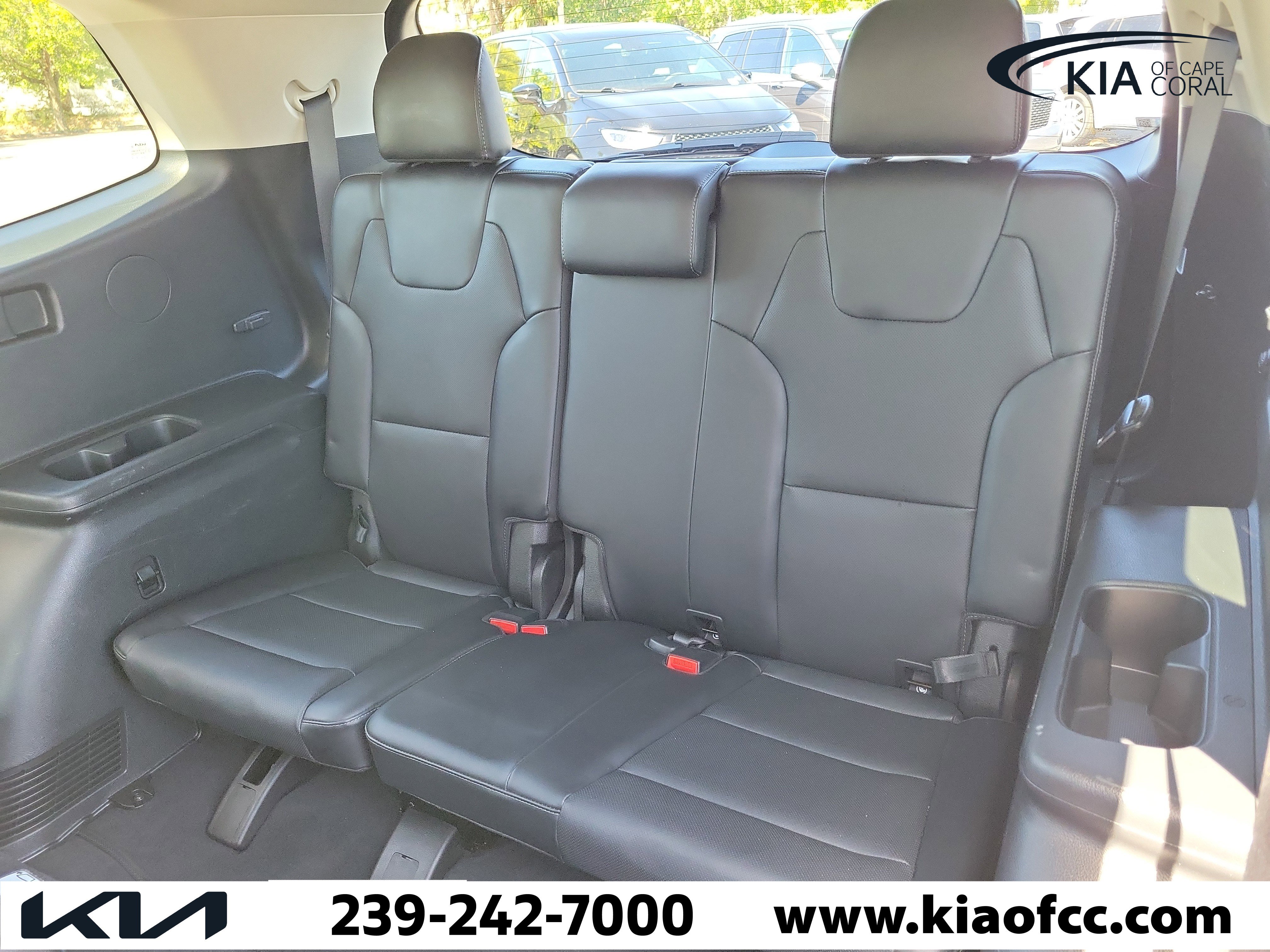 Certified 2022 Kia Telluride LX image 15