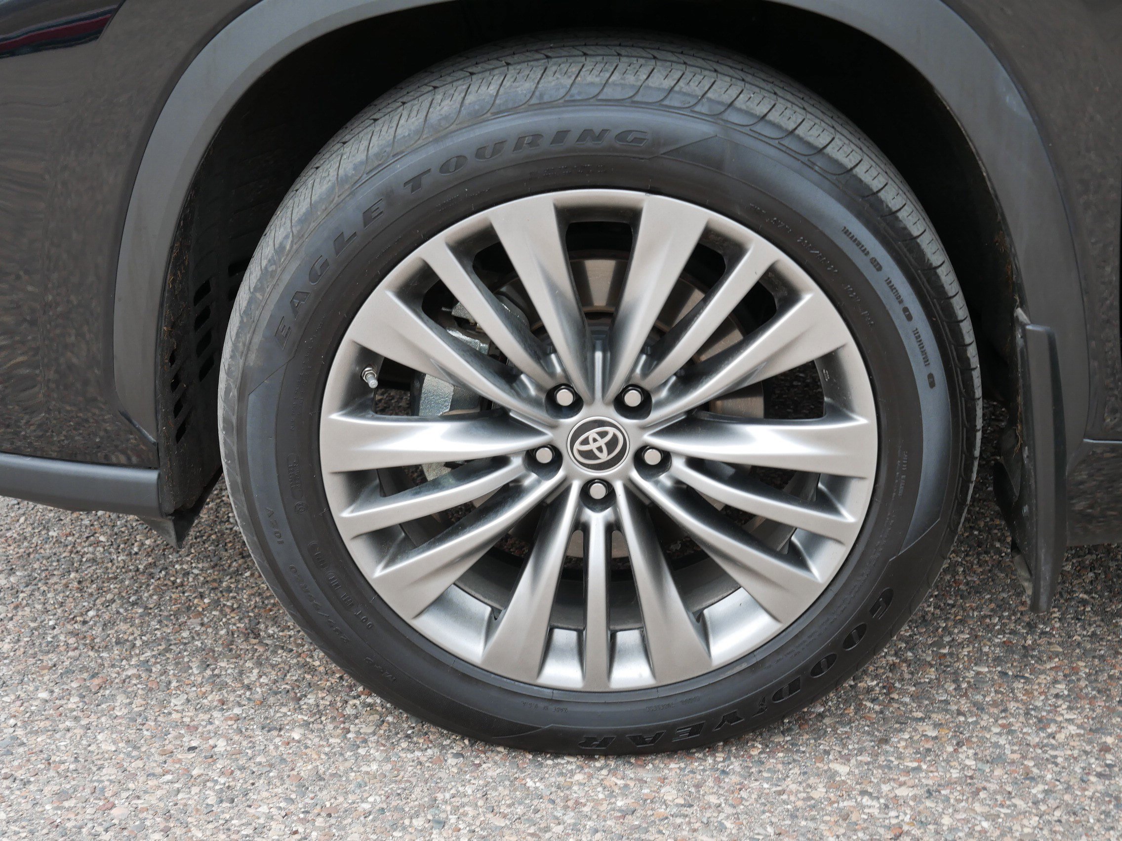 Used 2020 Toyota Highlander Platinum AWD/4WD image 15