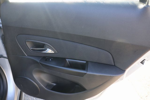 Used 2013 Chevrolet Cruze LT image 23