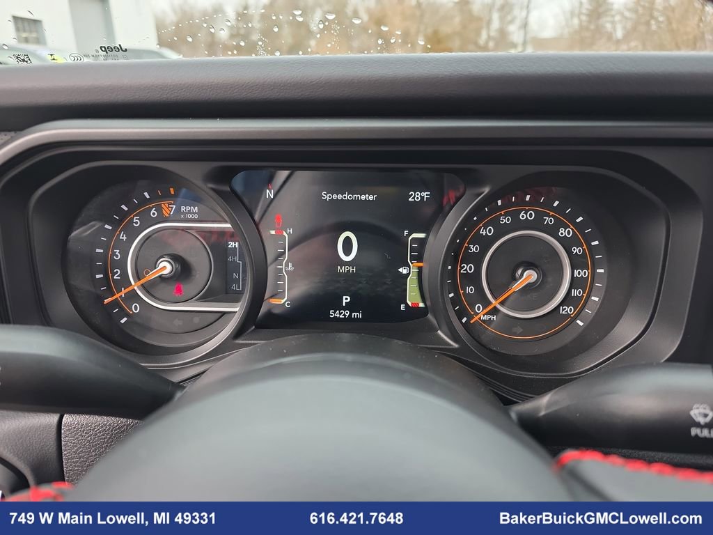 Used 2024 Jeep Gladiator Rubicon w/ Convenience Group image 18