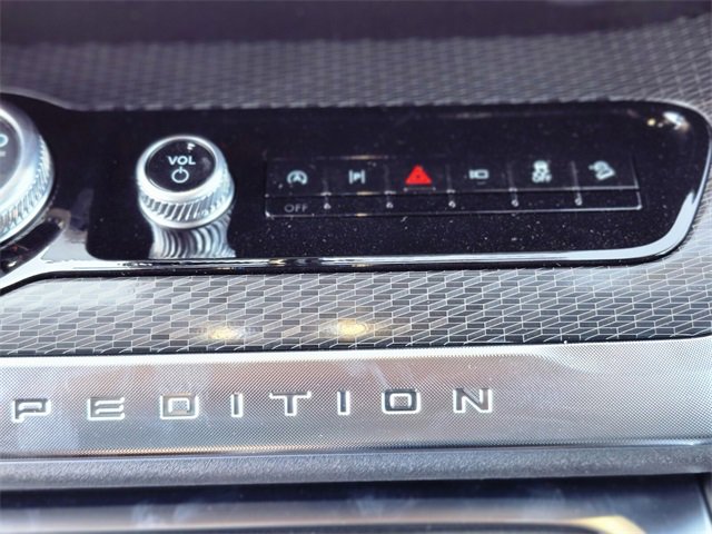 New 2025 Ford Expedition Platinum w/ Stealth Performance Package image 24