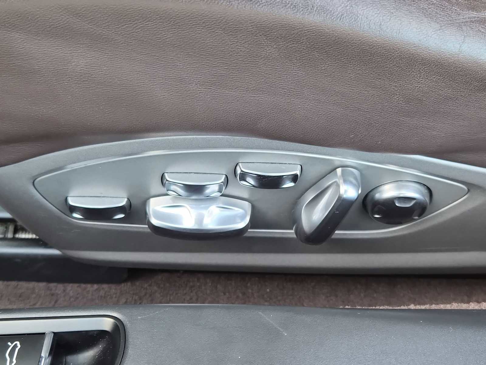 Used 2012 Porsche 911 Carrera S image 14
