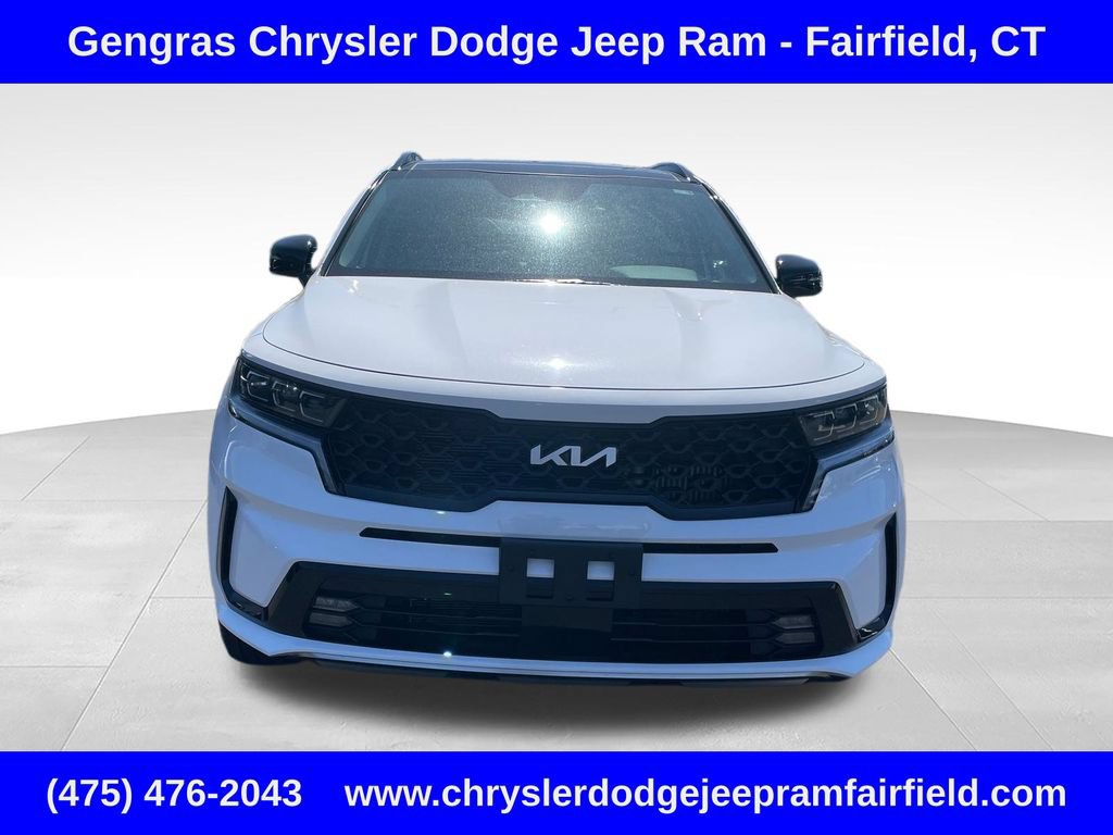 Used 2023 Kia Sorento SX AWD/4WD image 2