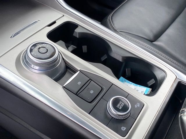 Used 2023 Ford Explorer XLT image 10