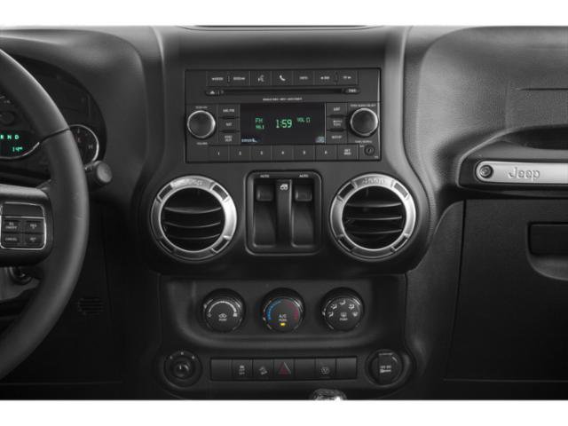 Used 2017 Jeep Wrangler Rubicon AWD/4WD image 13