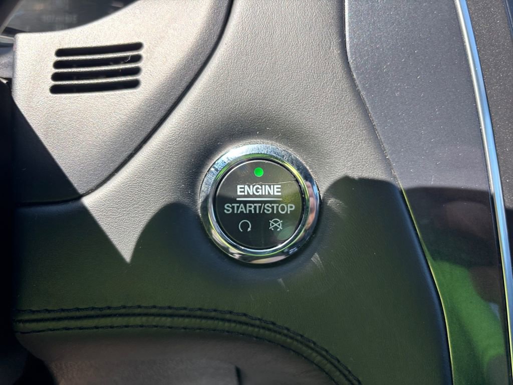 Used 2018 Ford Explorer Platinum AWD/4WD image 27