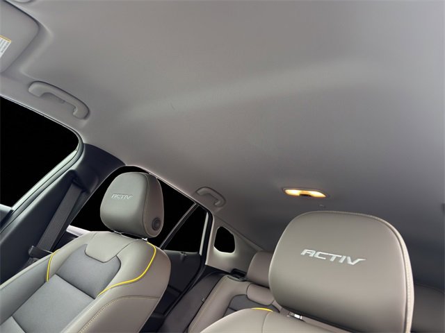 Used 2025 Chevrolet Trax ACTIV w/ Driver Confidence Package image 24