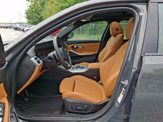 Used 2026 BMW 330i xDrive Sedan w/ M Sport Package AWD/4WD image 12