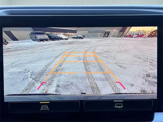 Used 2025 Chevrolet Silverado 1500 LT image 38