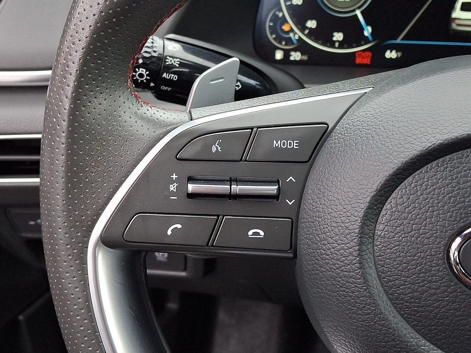 Used 2023 Hyundai Sonata SEL Plus w/ Preferred Accessory Package FWD image 24