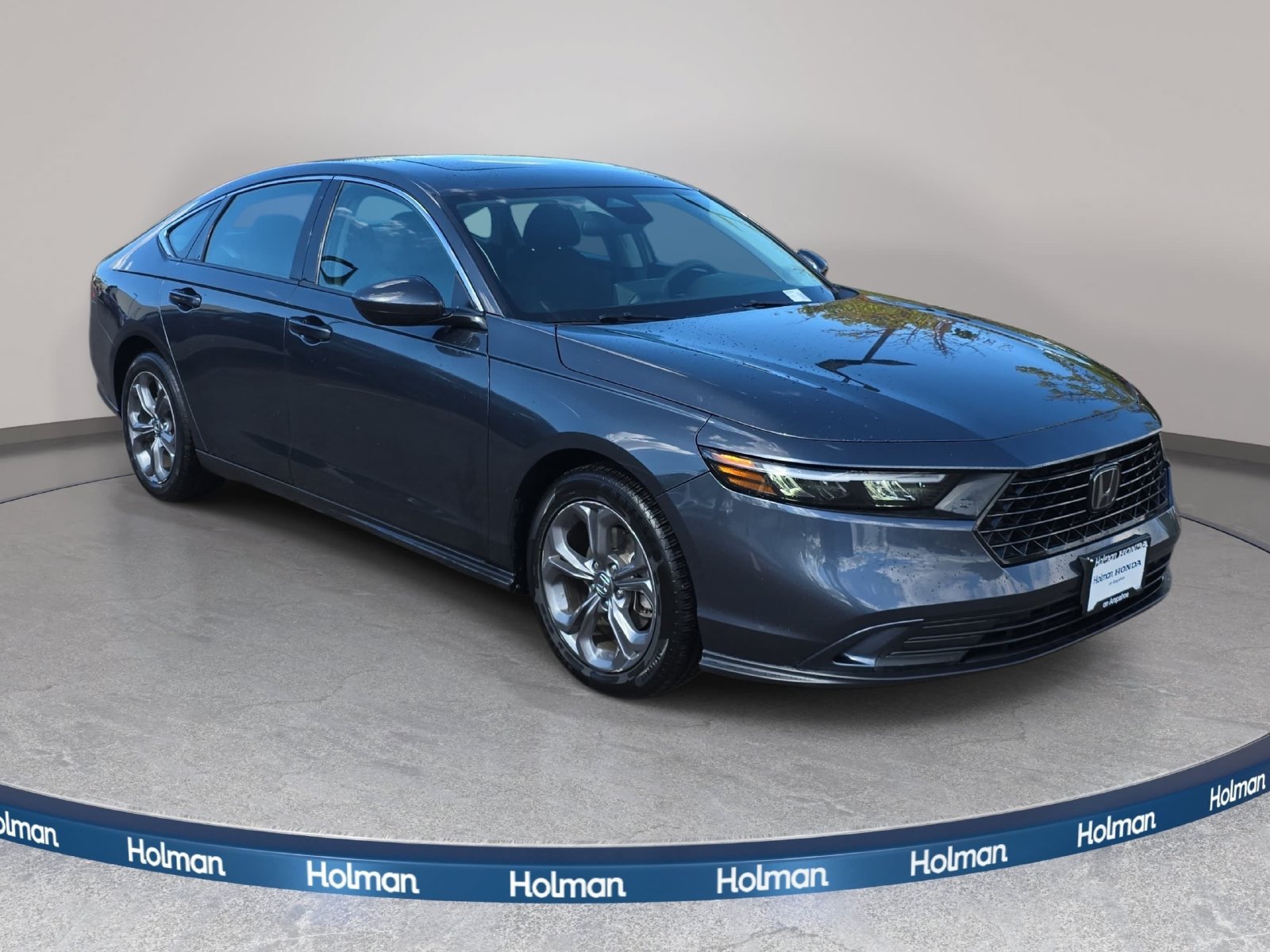 Used 2024 Honda Accord EX image 4
