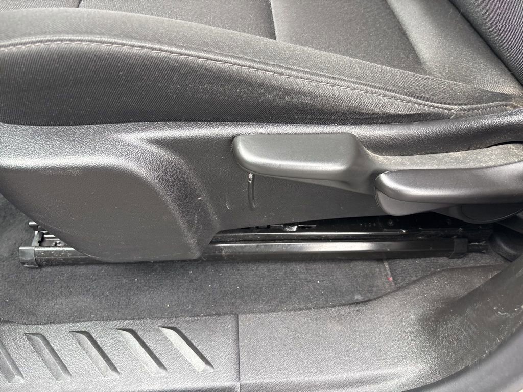 Used 2024 Chevrolet Colorado W/T image 44