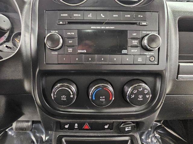 Used 2015 Jeep Patriot High Altitude AWD/4WD image 19