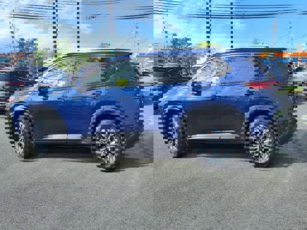 Used 2022 Nissan Rogue SV w/ SV Premium Package image 8