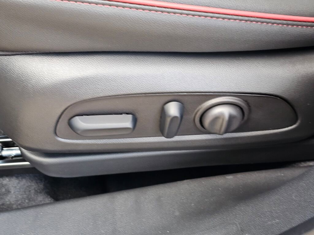 New 2026 Chevrolet TrailBlazer RS w/ Convenience Package image 32