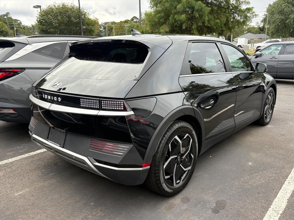 Certified 2024 Hyundai Ioniq 5 SE RWD image 4
