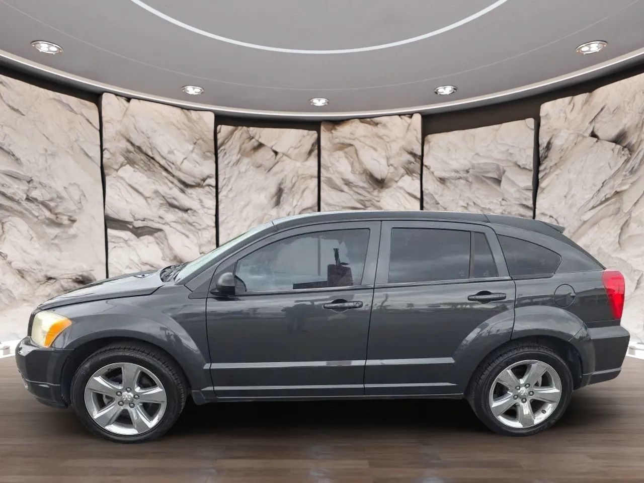 Used 2011 Dodge Caliber Uptown FWD image 3