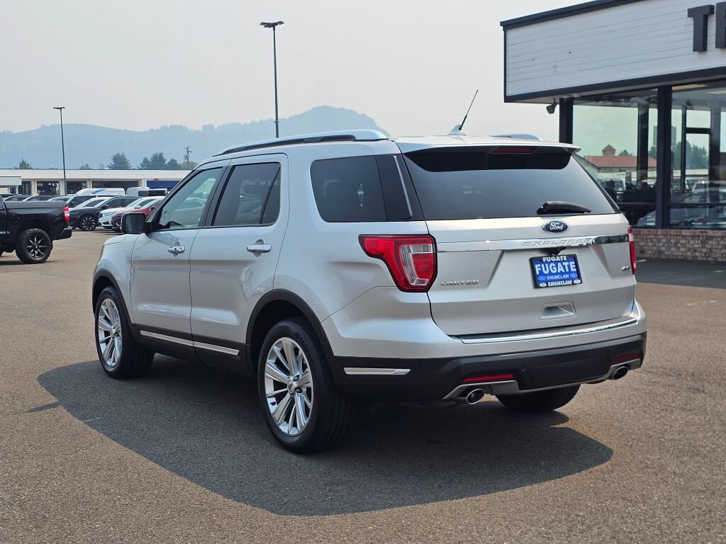 Used 2019 Ford Explorer Limited w/ Class III Trailer Tow Package AWD/4WD image 3