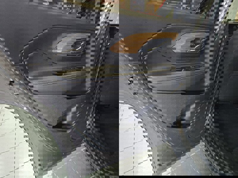 Used 2020 GMC Terrain SLE image 10