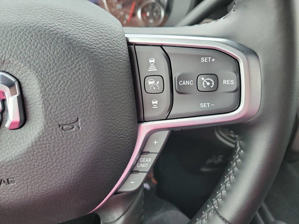 New 2024 RAM 2500 Tradesman w/ Safety Group AWD/4WD image 15