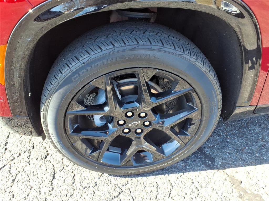 Certified 2024 Chevrolet Traverse RS w/ LPO, Floor Liner Package image 10