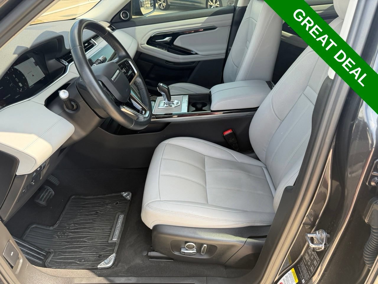 Used 2021 Land Rover Range Rover Evoque SE AWD/4WD image 31