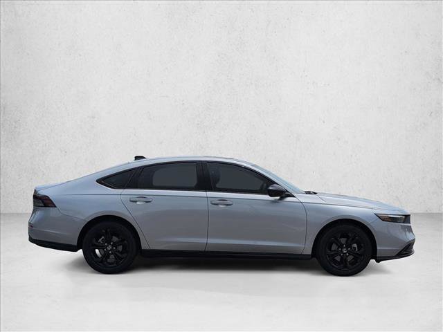 Used 2025 Honda Accord SE image 4