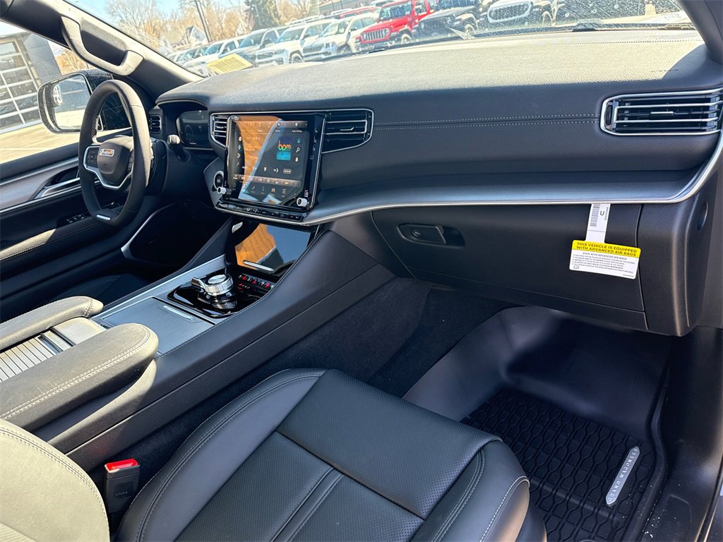New 2026 Jeep Grand Wagoneer 4WD w/ Premium Group I image 20