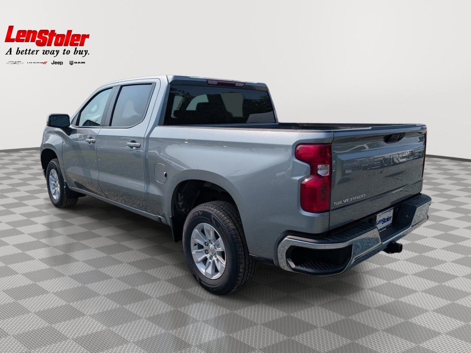 Used 2025 Chevrolet Silverado 1500 LT RWD image 3