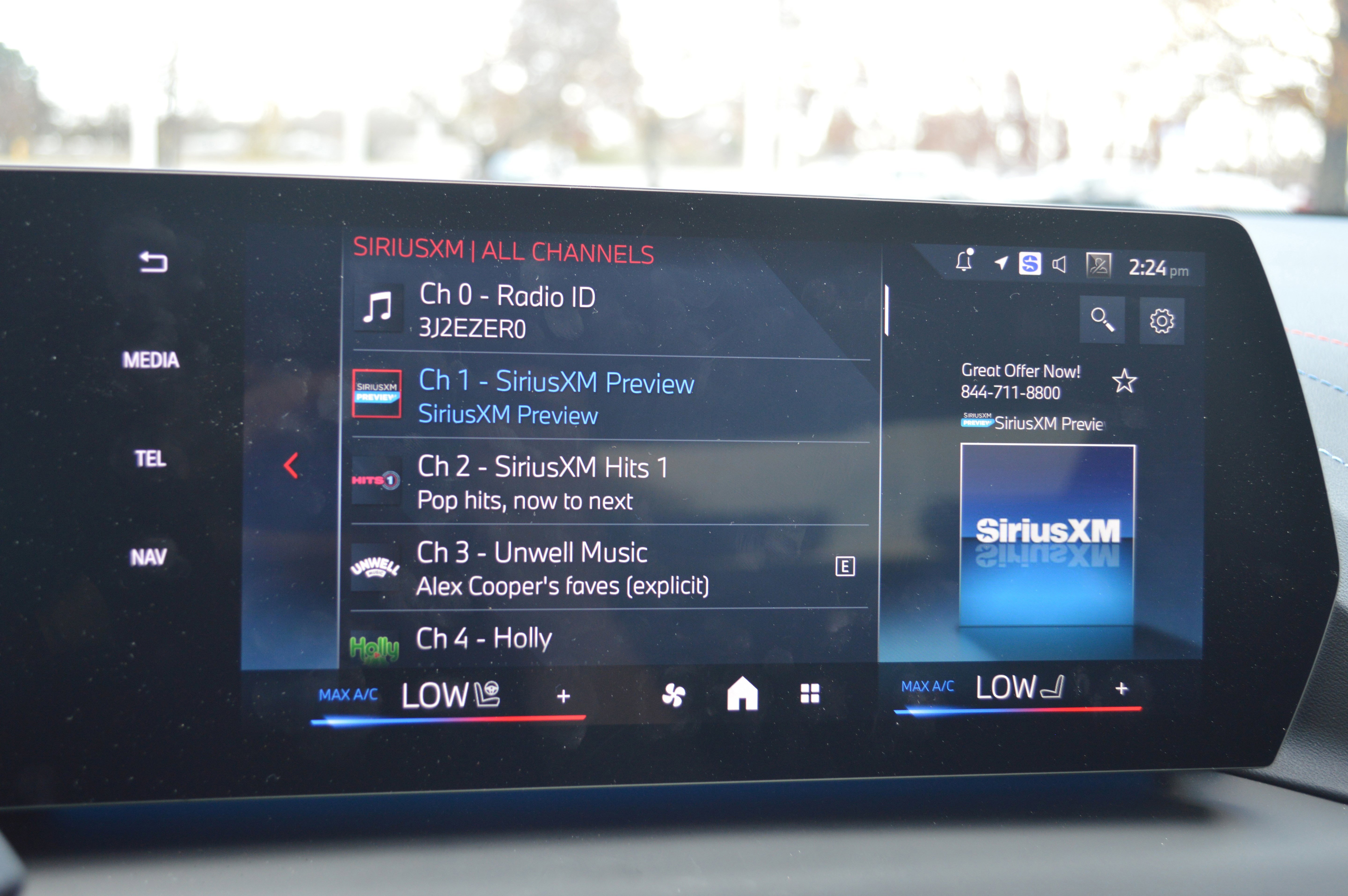 Used 2025 BMW M235i xDrive AWD/4WD image 16