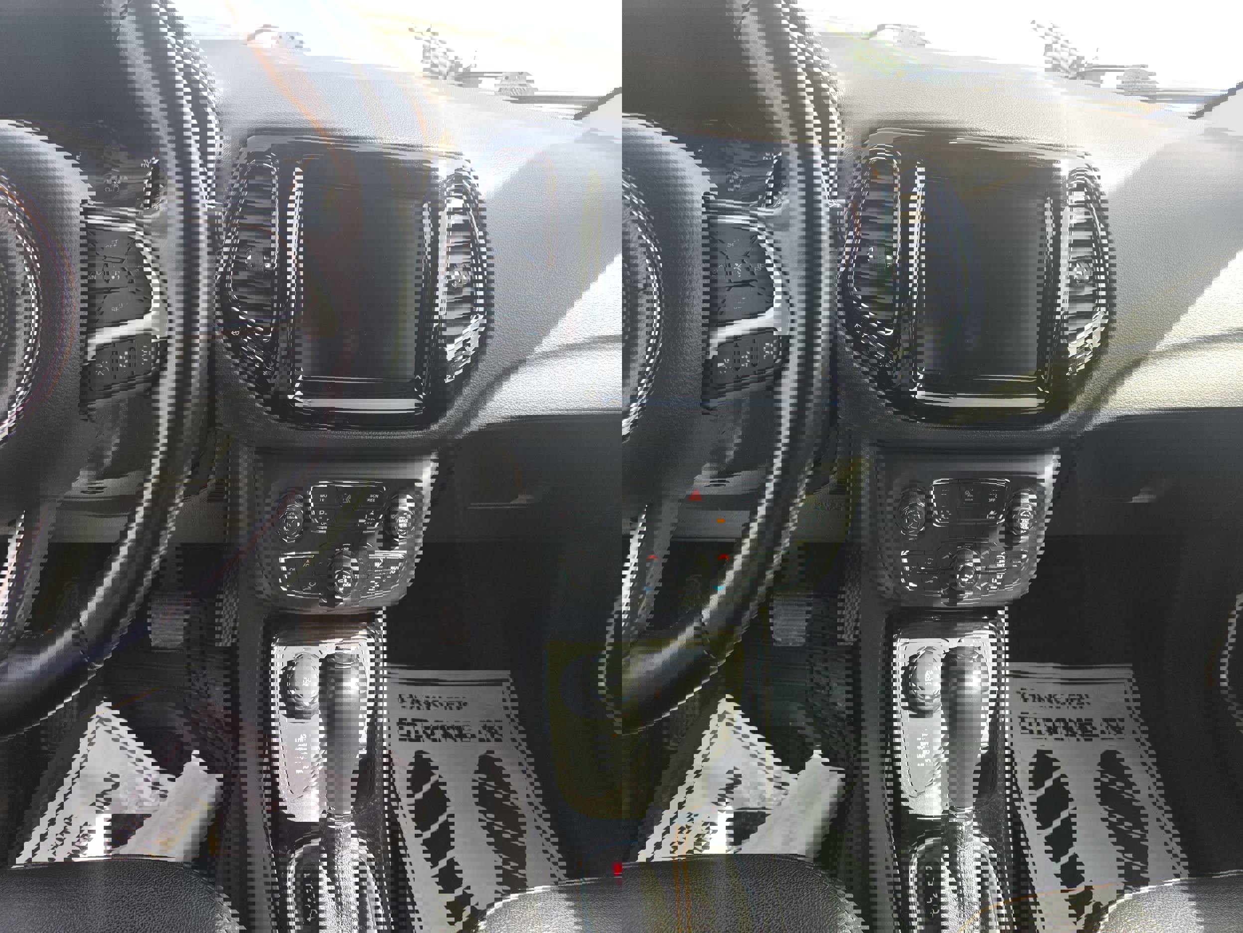 Used 2021 Jeep Compass Limited AWD/4WD image 14