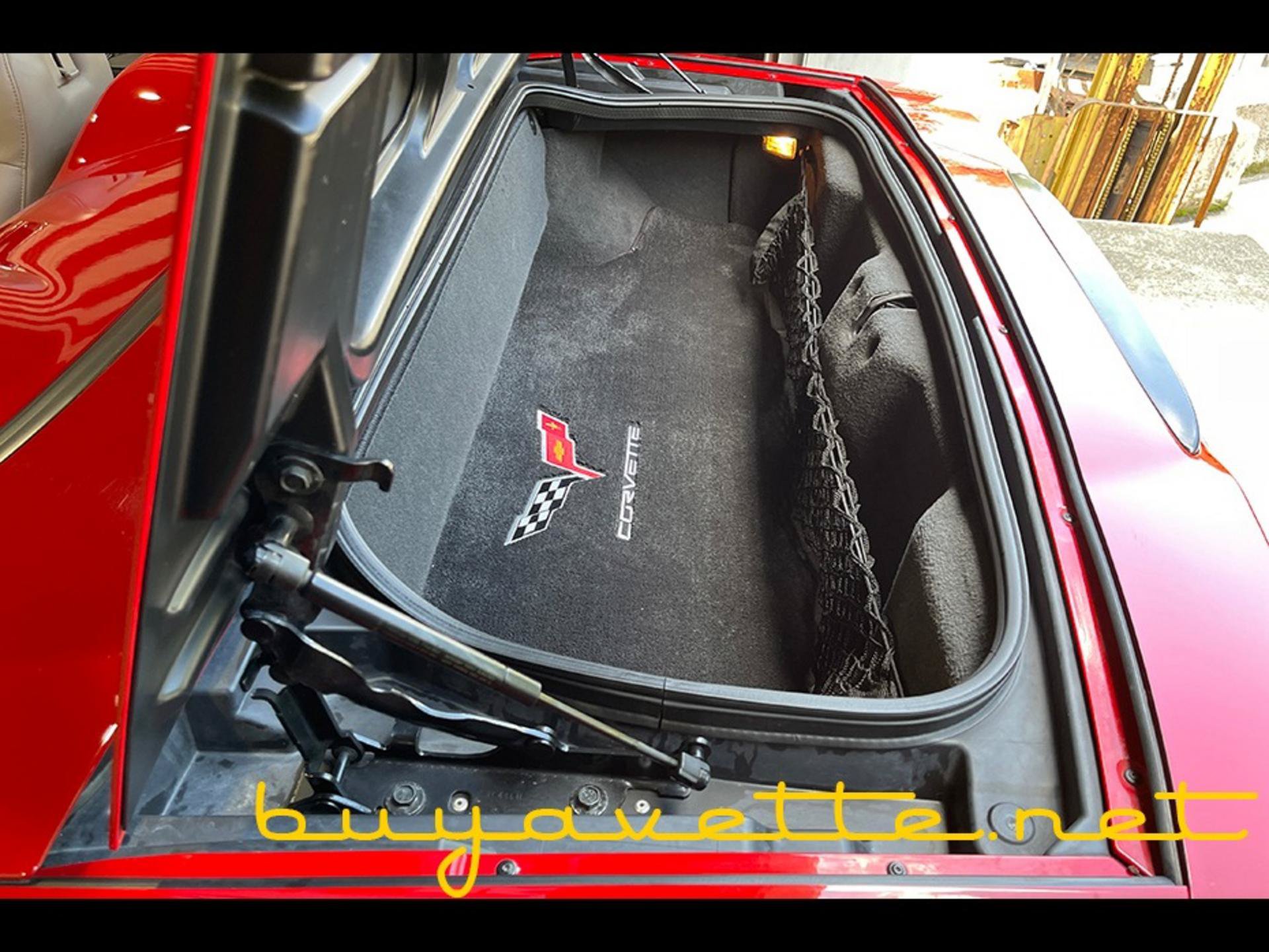 Used 2008 Chevrolet Corvette Convertible w/ Preferred Equipment Group RWD image 26