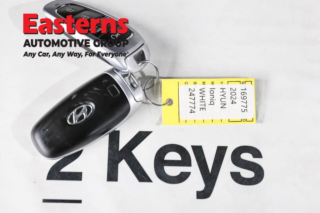 Used 2024 Hyundai Ioniq 5 SE RWD image 24
