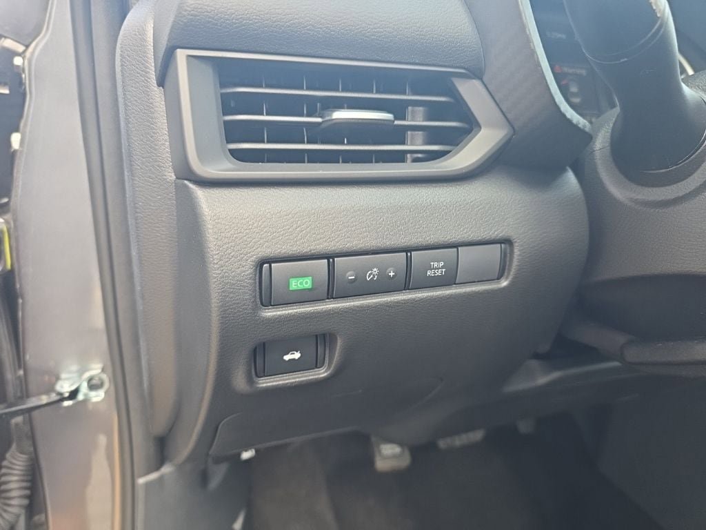 Certified 2025 Nissan Sentra S image 15