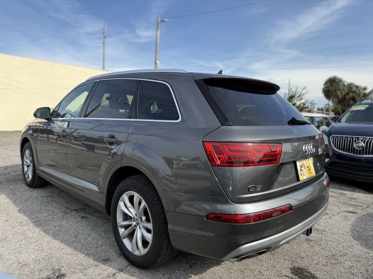 Used 2019 Audi Q7 2.0T Premium w/ Convenience Package AWD/4WD image 5