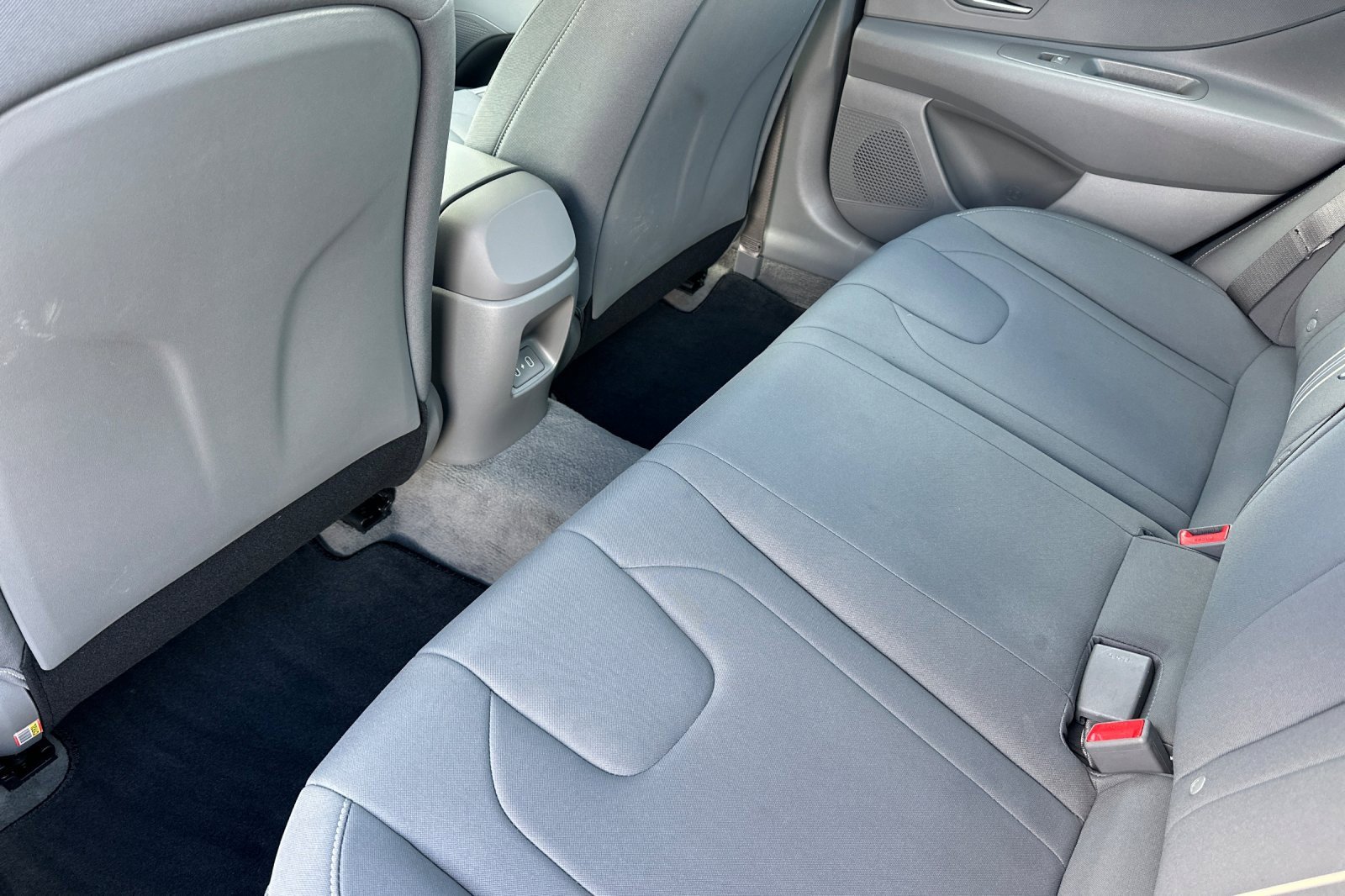 Used 2024 Hyundai Elantra SEL image 13