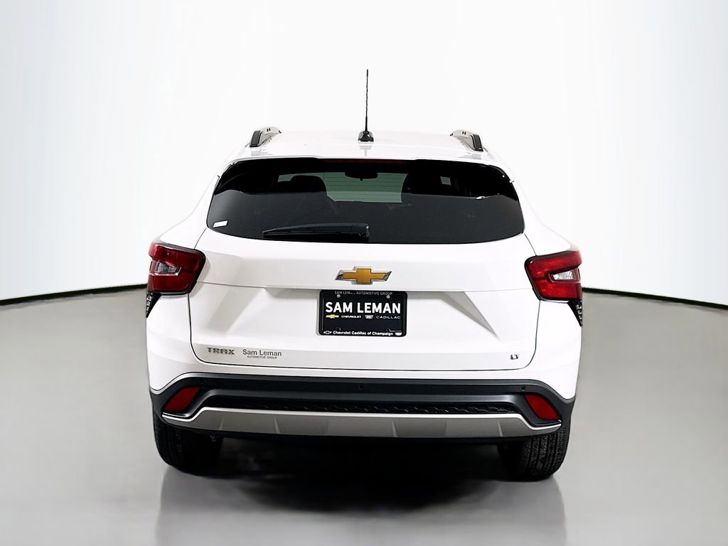 New 2026 Chevrolet Trax LT w/ Driver Confidence Package image 6