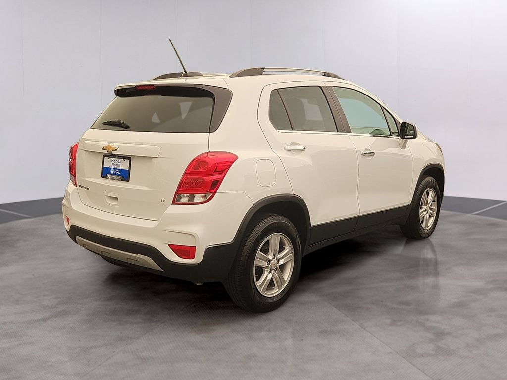 Used 2019 Chevrolet Trax LT w/ LT Convenience Package AWD/4WD image 4