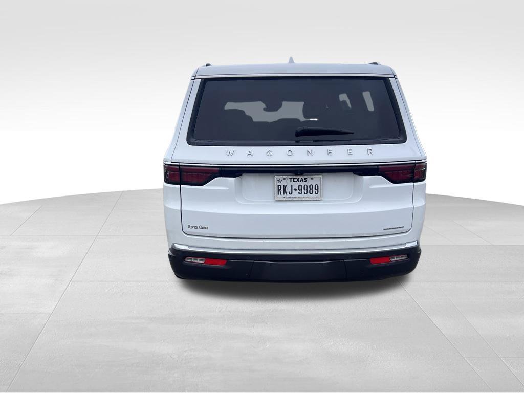 Used 2022 Jeep Wagoneer Series III RWD image 5