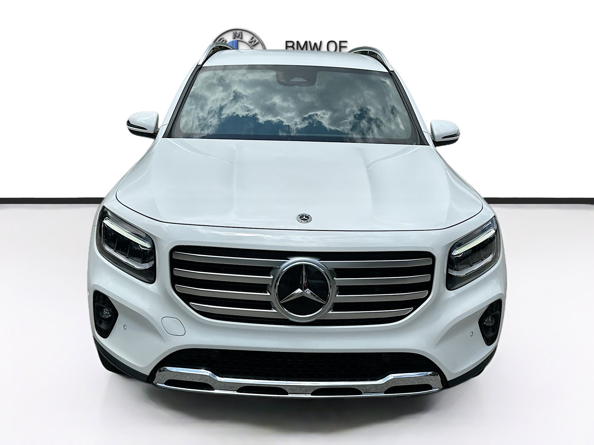 Used 2024 Mercedes-Benz GLB 250 image 2