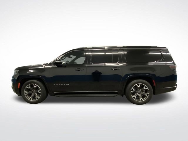 Used 2023 Jeep Wagoneer L Series III w/ Preferred Equipment Group image 12