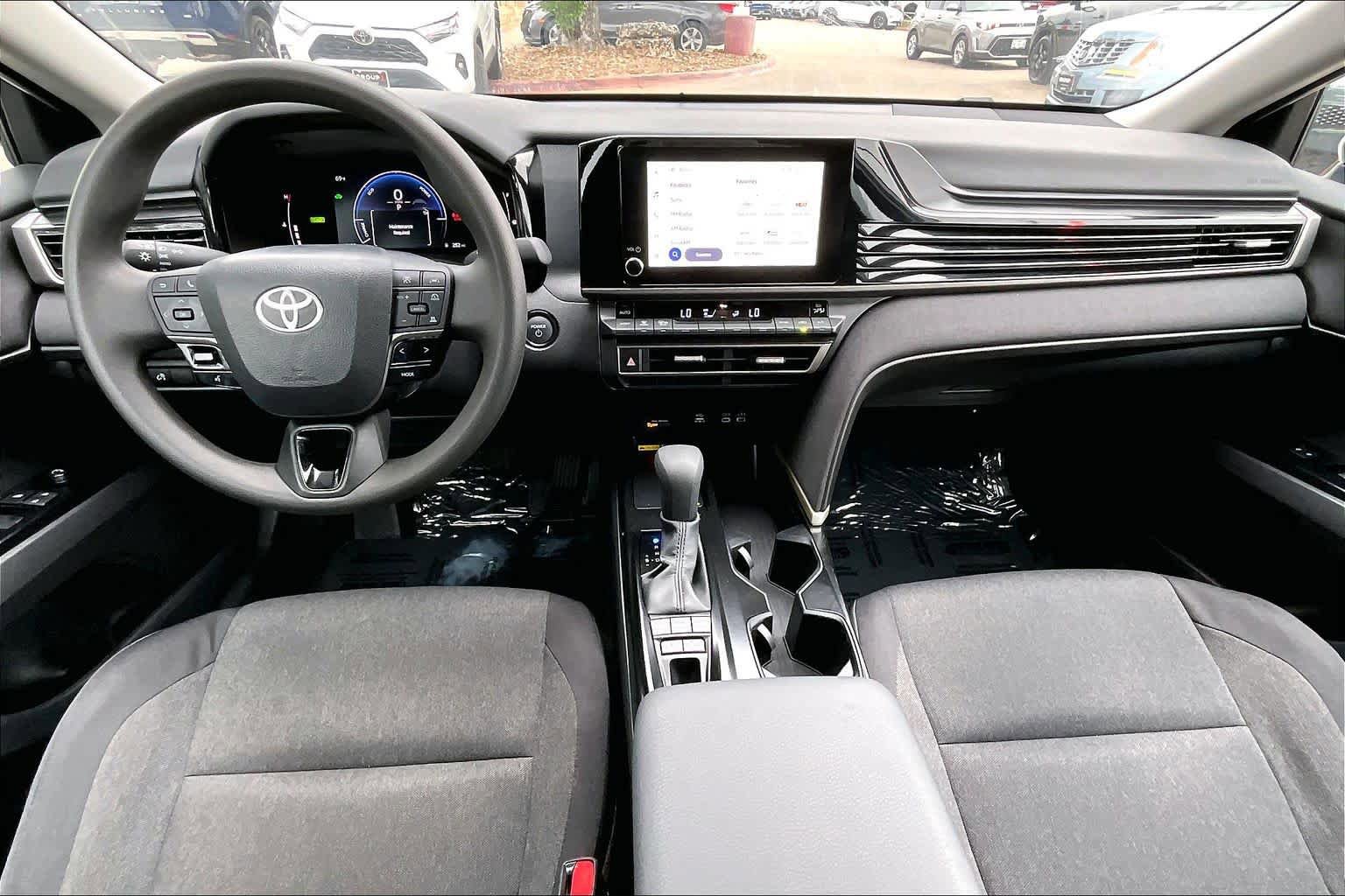 Used 2026 Toyota Camry LE FWD image 15