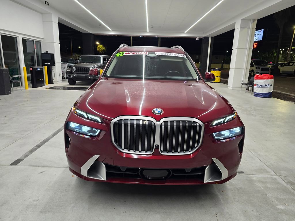 Used 2025 BMW X7 xDrive40i image 8