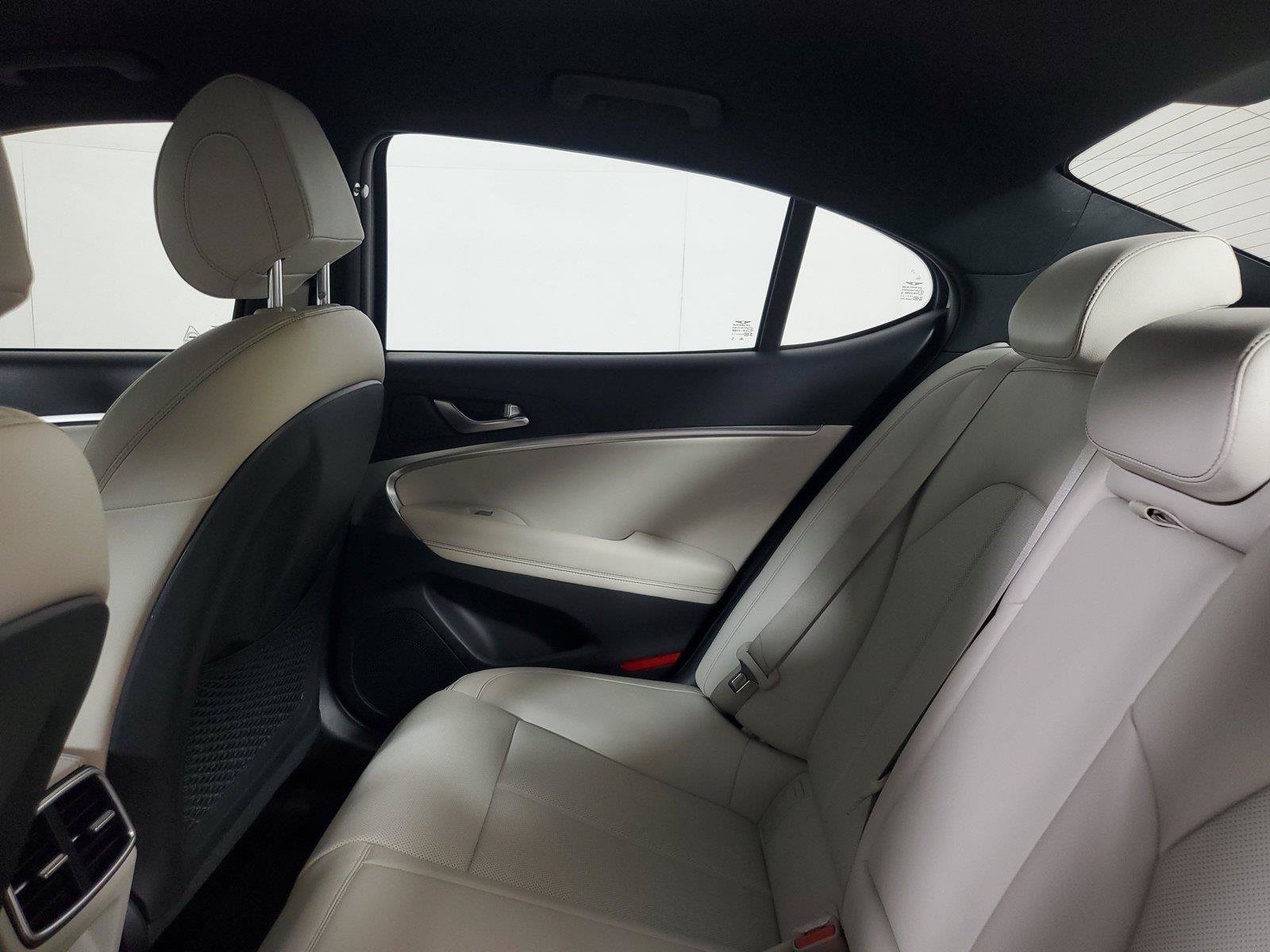 Used 2025 Genesis G70 2.5T RWD image 10
