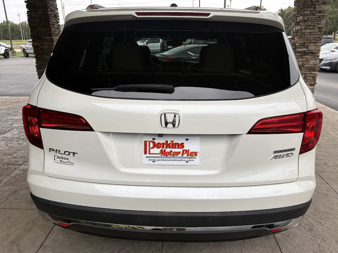 Used 2017 Honda Pilot Touring image 7