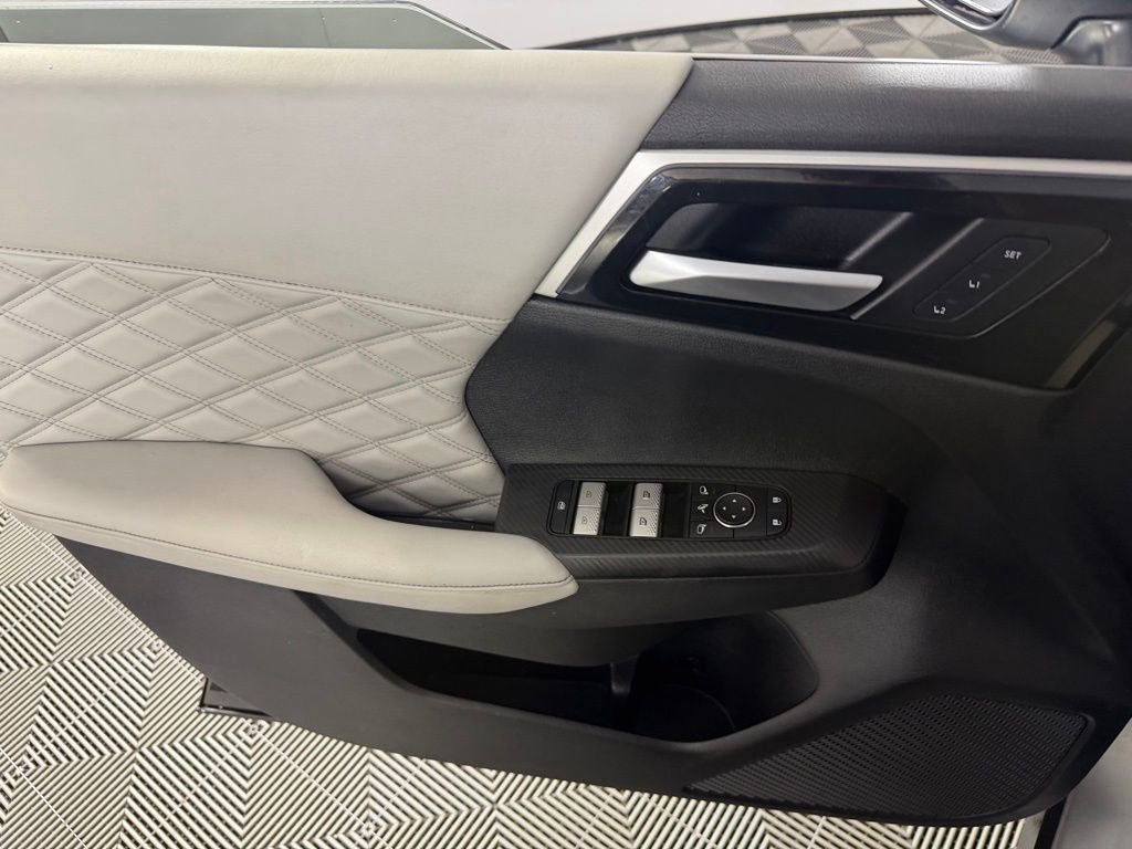 Used 2024 Mitsubishi Outlander SEL AWD/4WD image 25