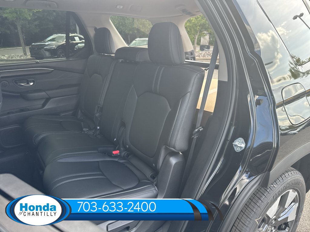 New 2026 Honda Pilot Touring image 30