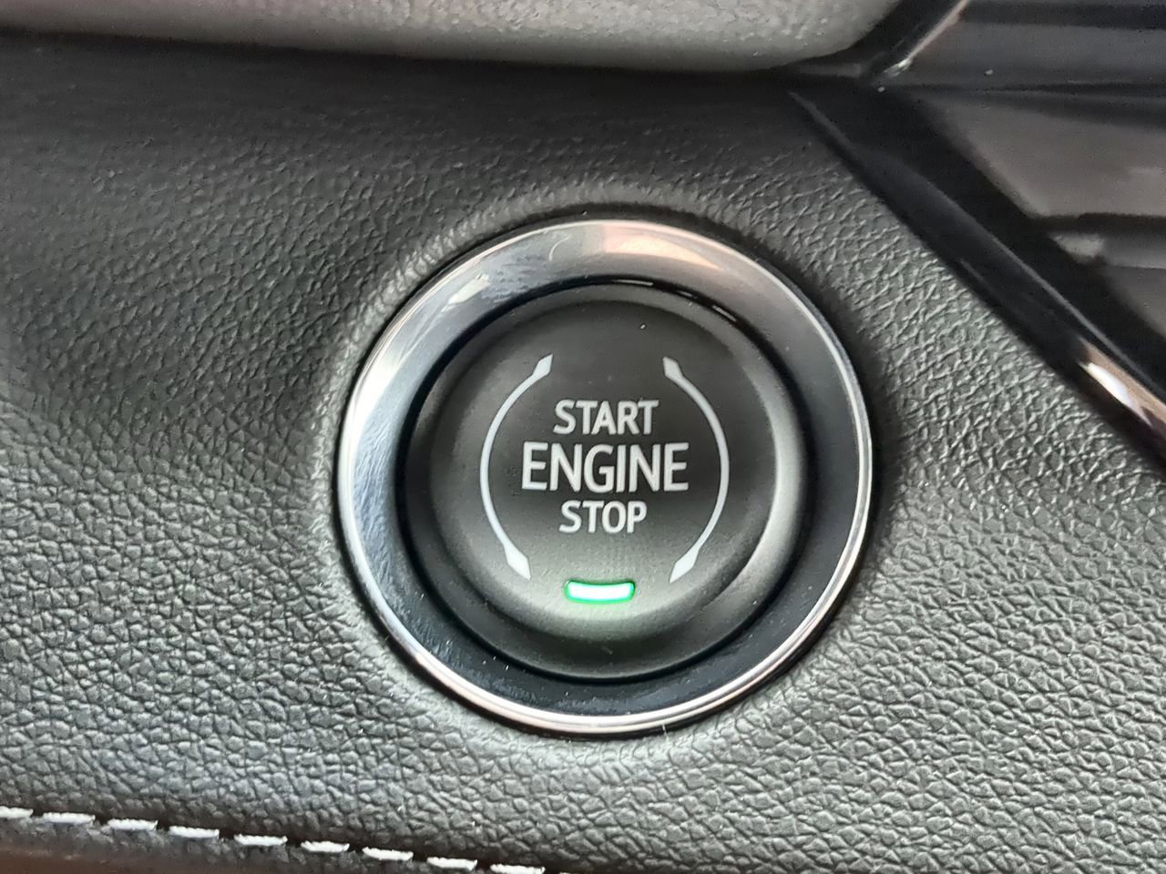 New 2026 Buick Enclave Sport Touring w/ Power Package image 17